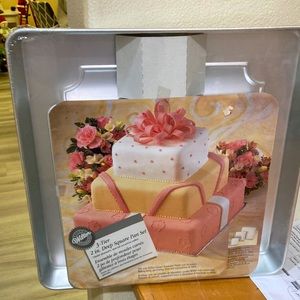 Wilton 3 tier 2 inch deep Square pan set